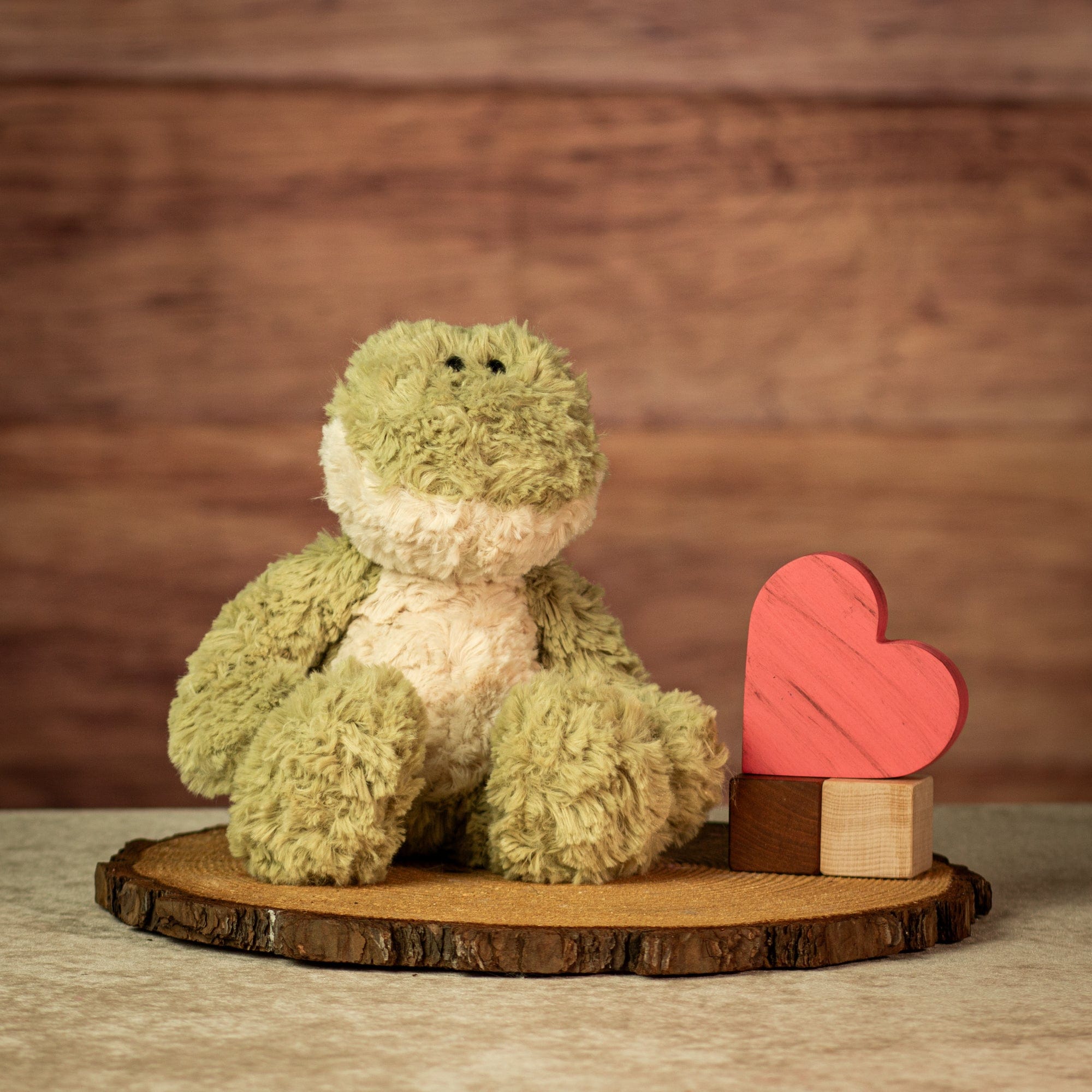 Cuddle Frog 14