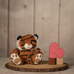 6.5" Sitting Stripey Paws Tiger