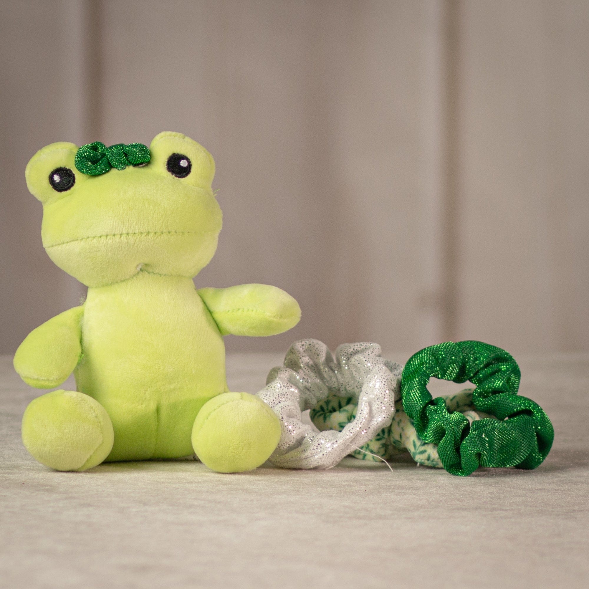 6" Scrunchie Animal Pack