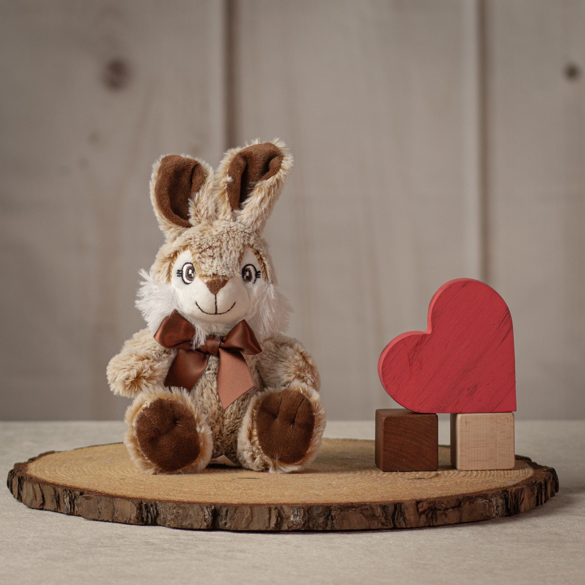 7" Sitting Bunny Duo