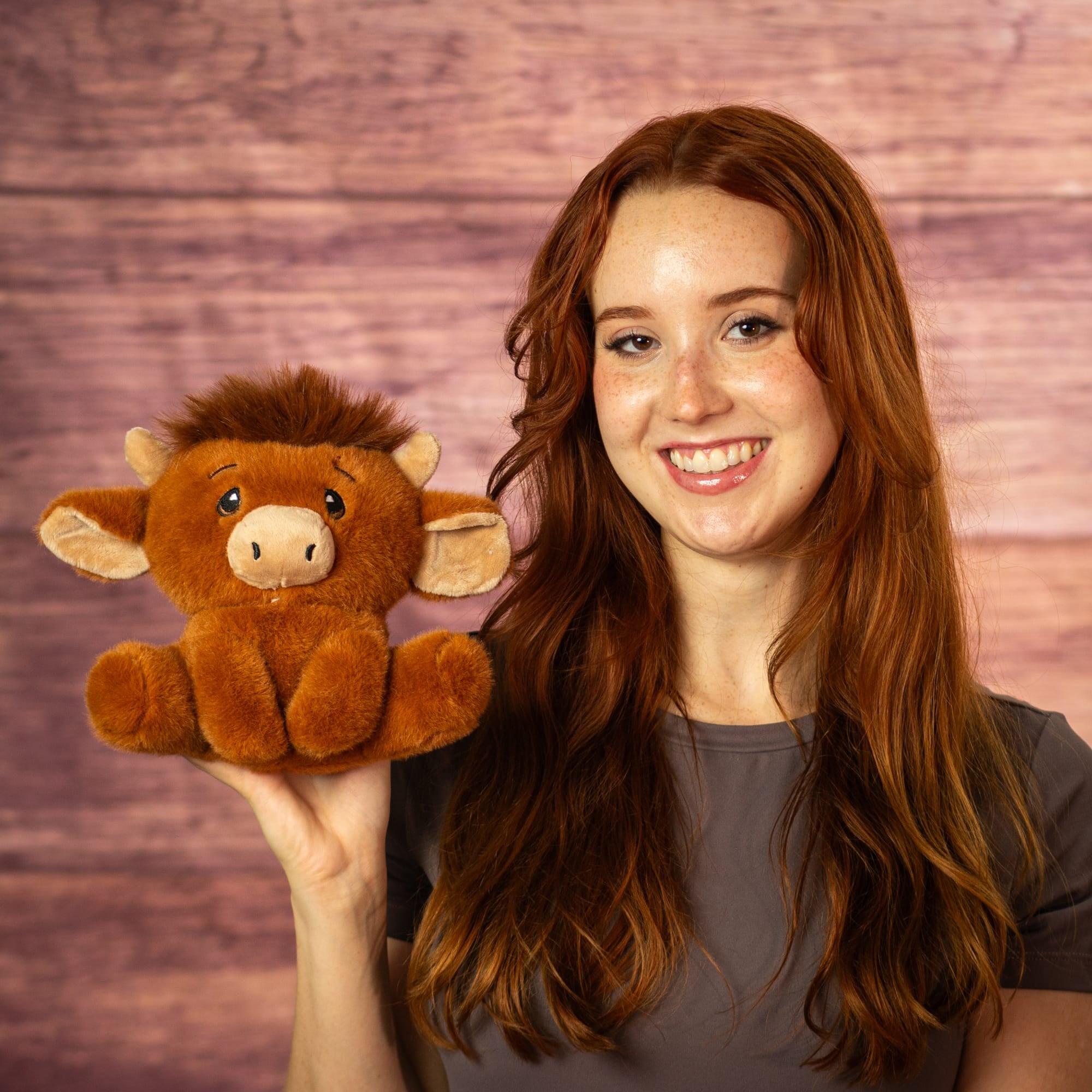 7" Sitting Highland Cow Plush