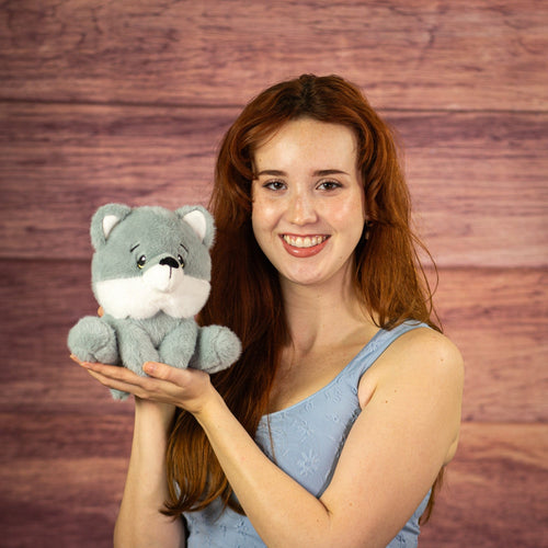 7" Sitting Whisper Gray Wolf