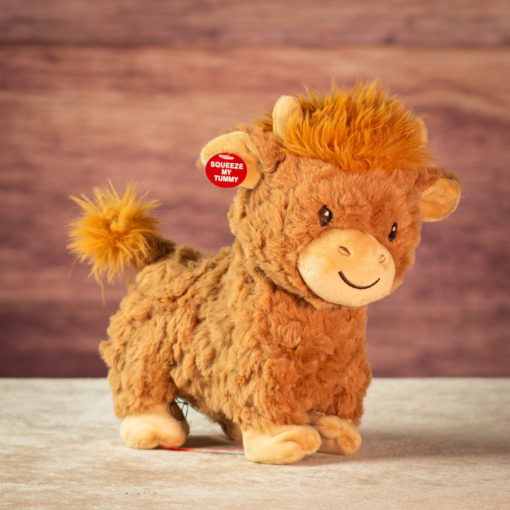 8" Singing Highland Cow