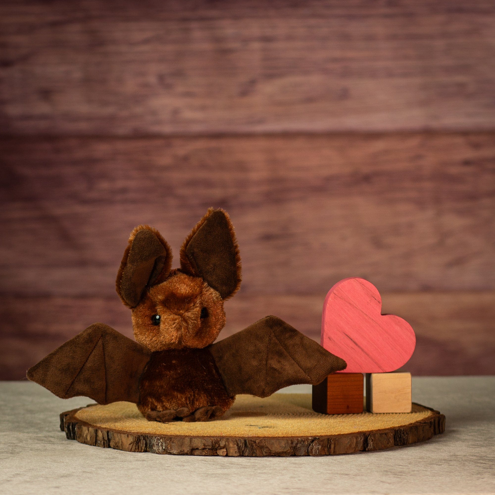 8" Standing Cocoa Bat