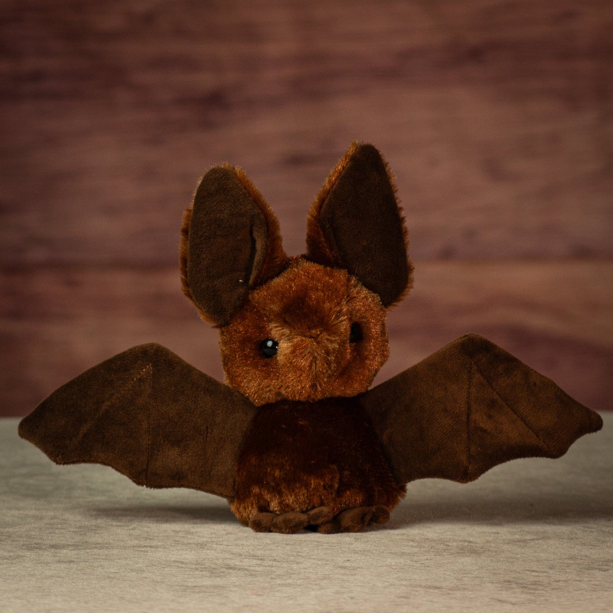 8" Standing Cocoa Bat