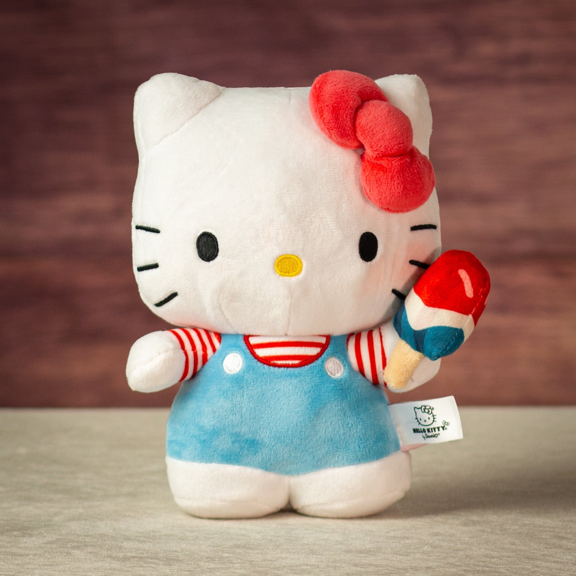 9" Hello Kitty Americana