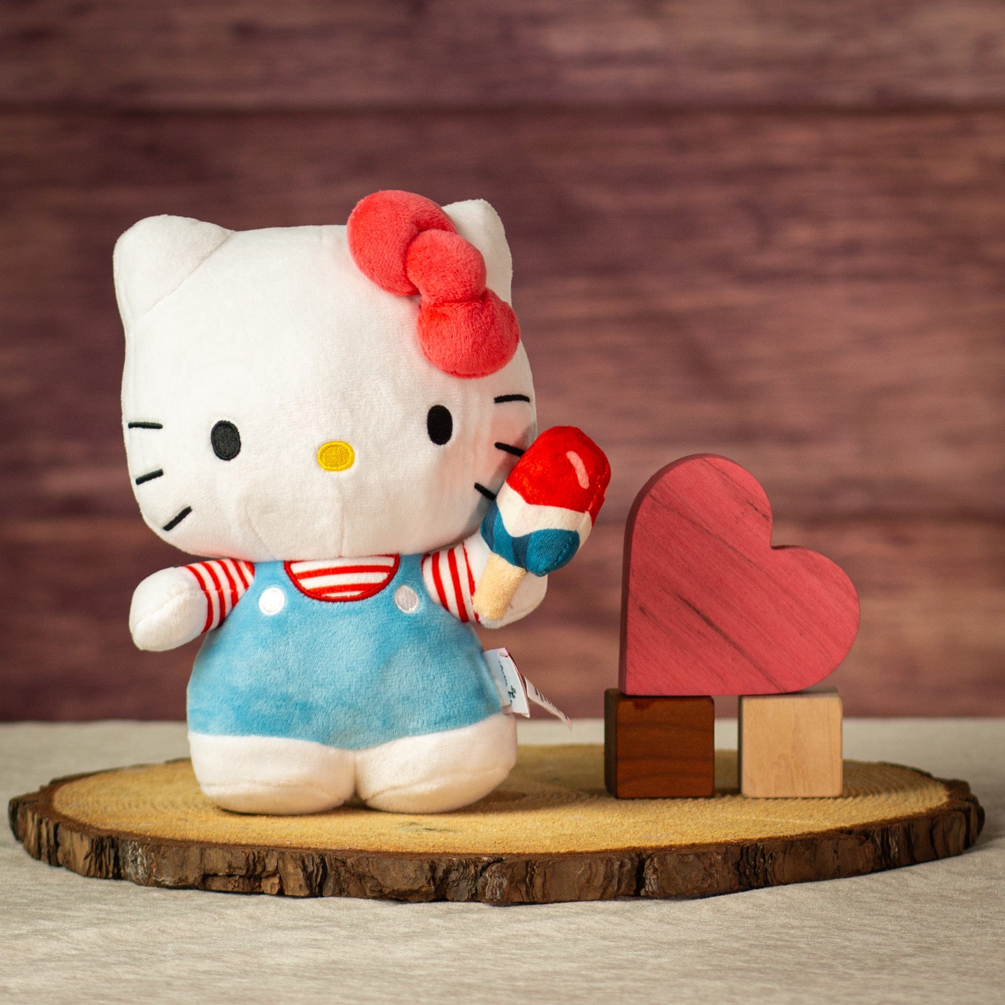 9" Hello Kitty Americana